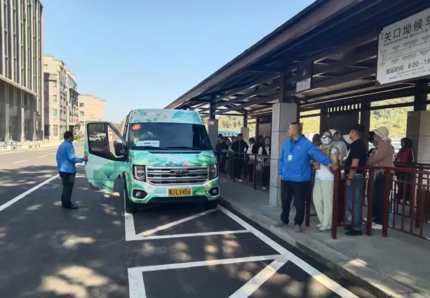 1726971906778045.png image.png