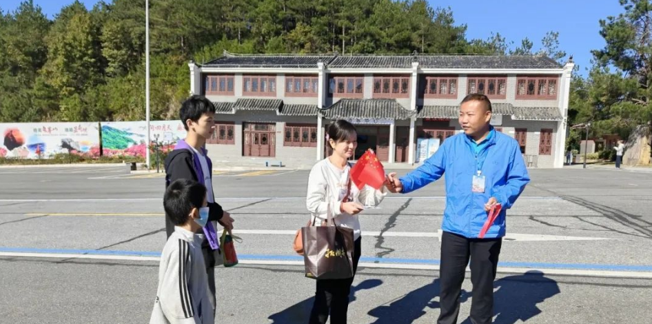 1728308595844894.png image.png