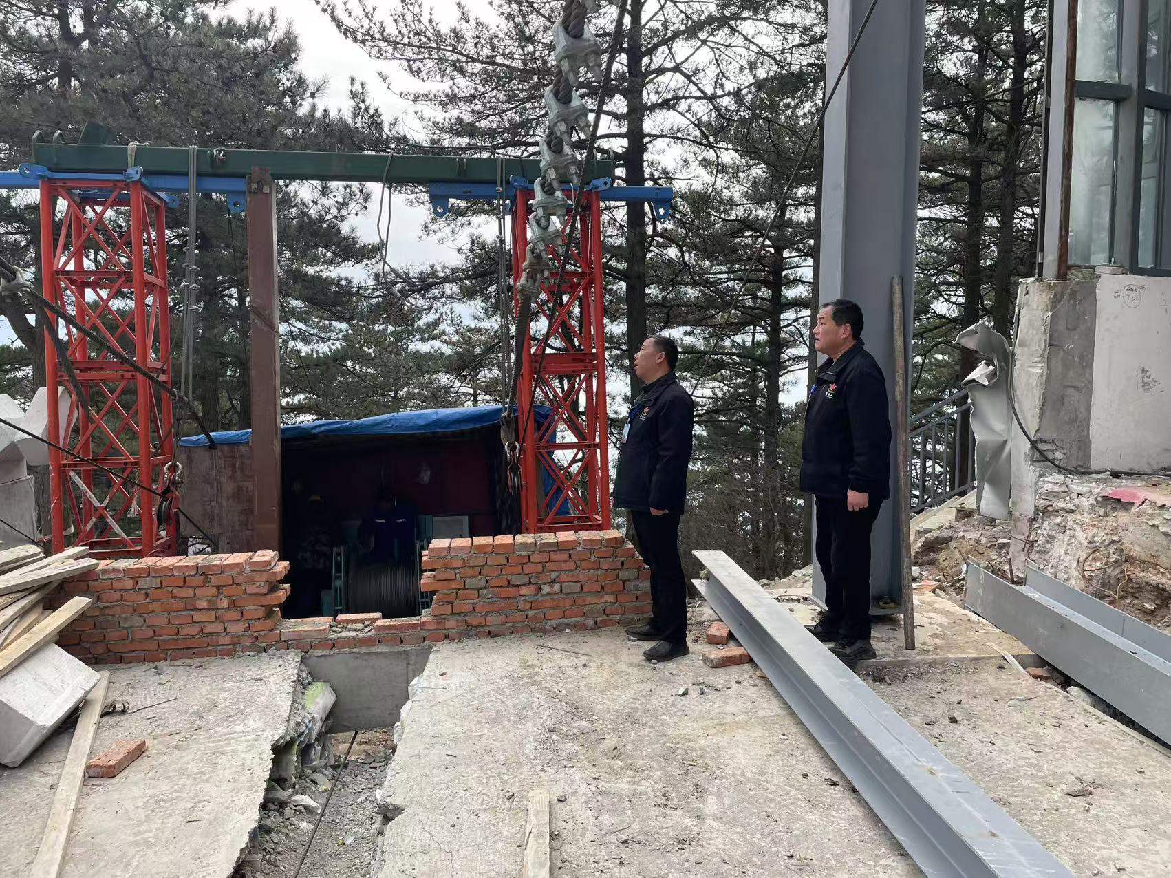 1735203725878002.jpg 29393d4c2c6aecae8df933f697b1a69.jpg