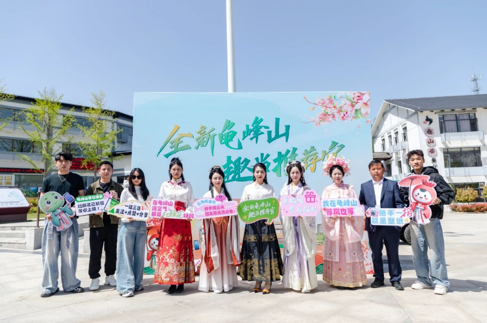 1745024777917746.png image.png