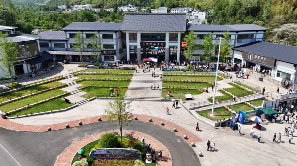 1749202233386624.png image.png